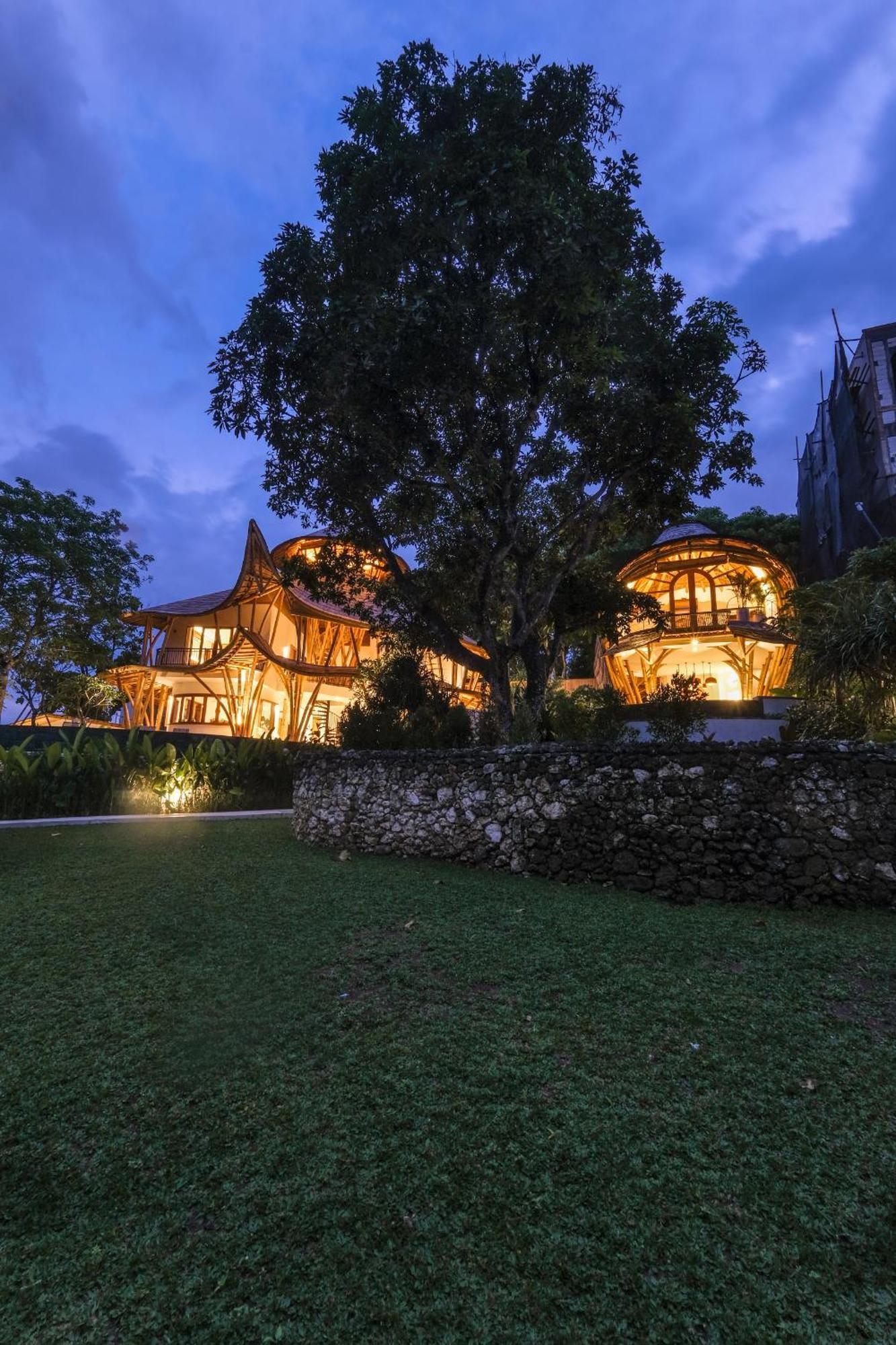 Villa Ahura Luxury Ocean View Bingin, *