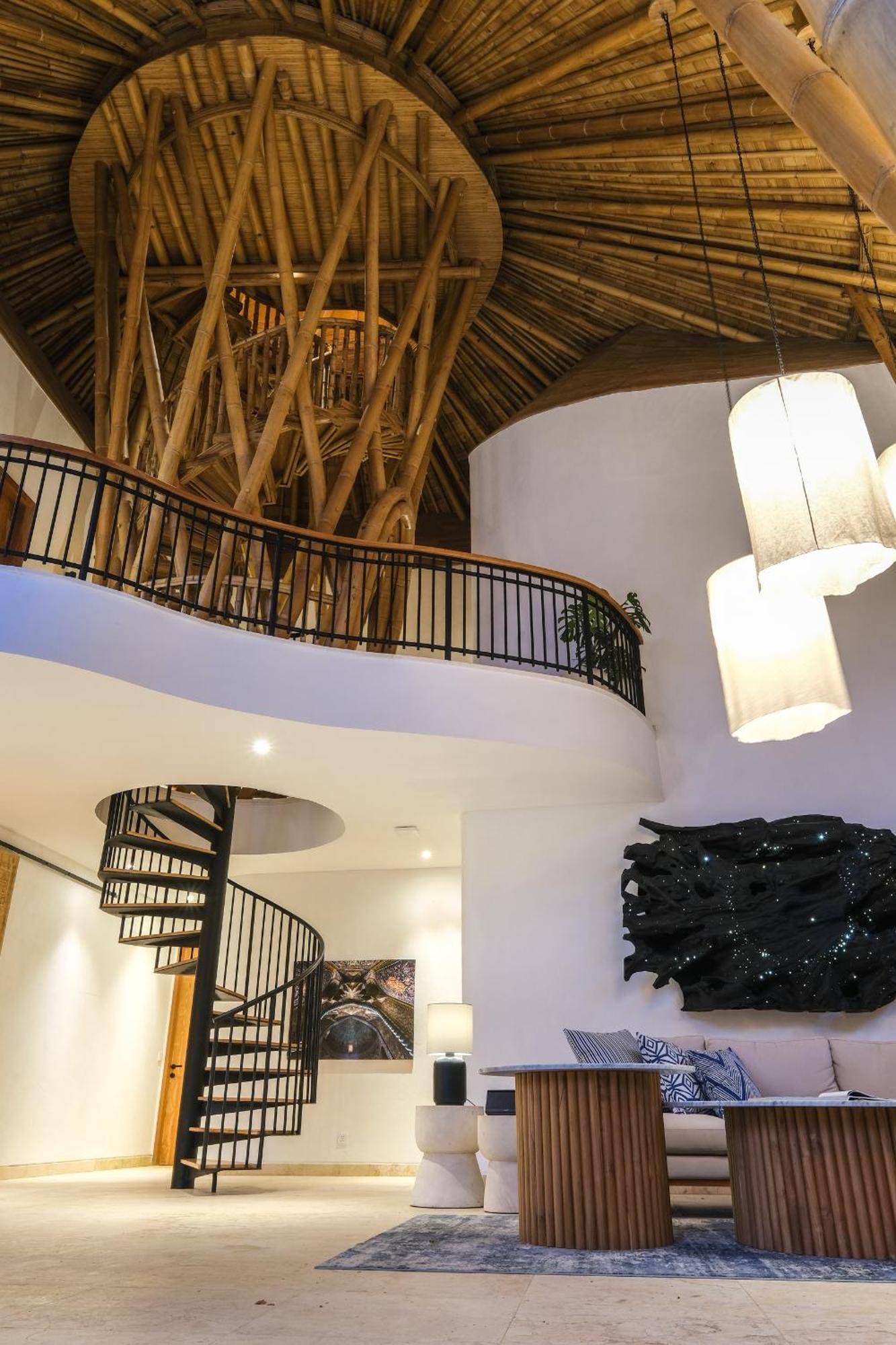 Ahura Luxury Ocean View Bingin,